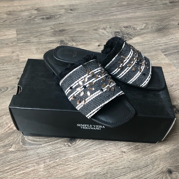 New Simply Vera Vera Wang Women’s Sandals. - Picture 7 of 9